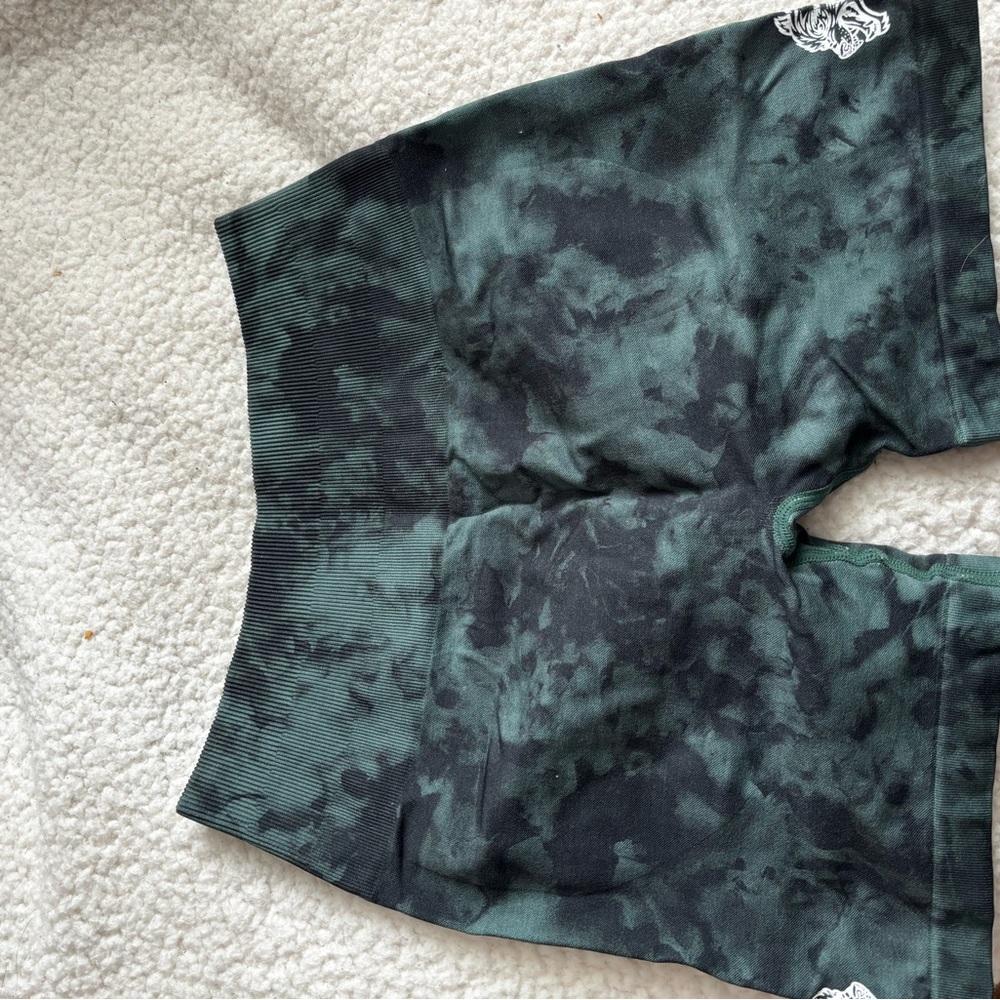 Darc sport Green and Black Tie-Dye Shorts